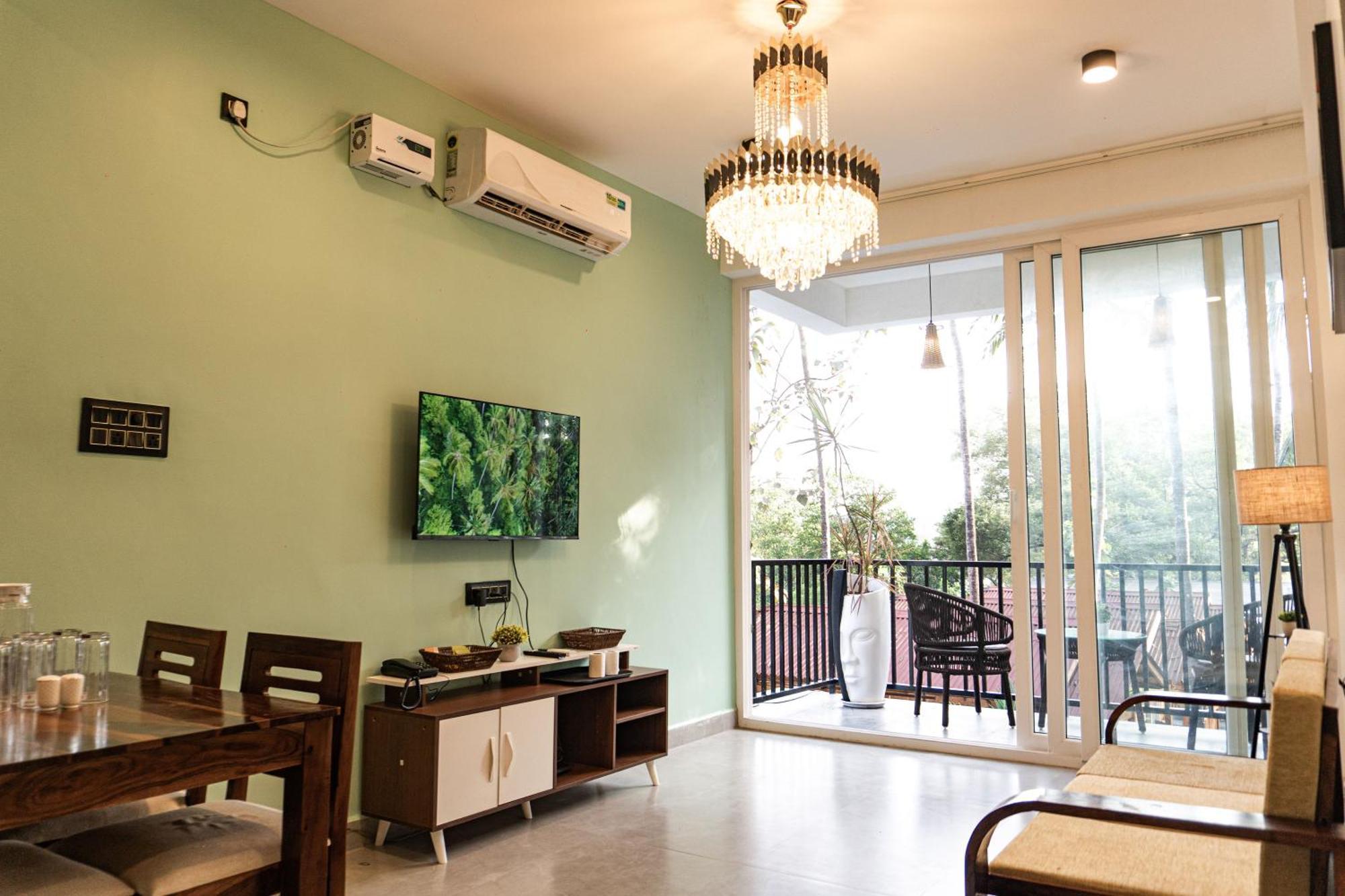 Tranquill Riverside Luxury Cottages With Bathtub, 坎多林 外观 照片