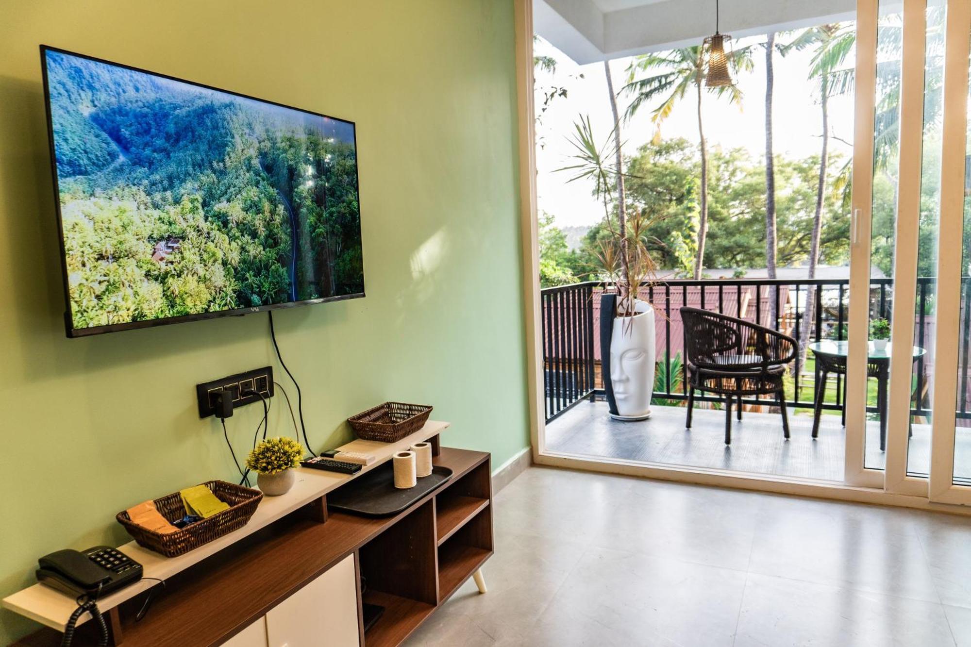 Tranquill Riverside Luxury Cottages With Bathtub, 坎多林 外观 照片