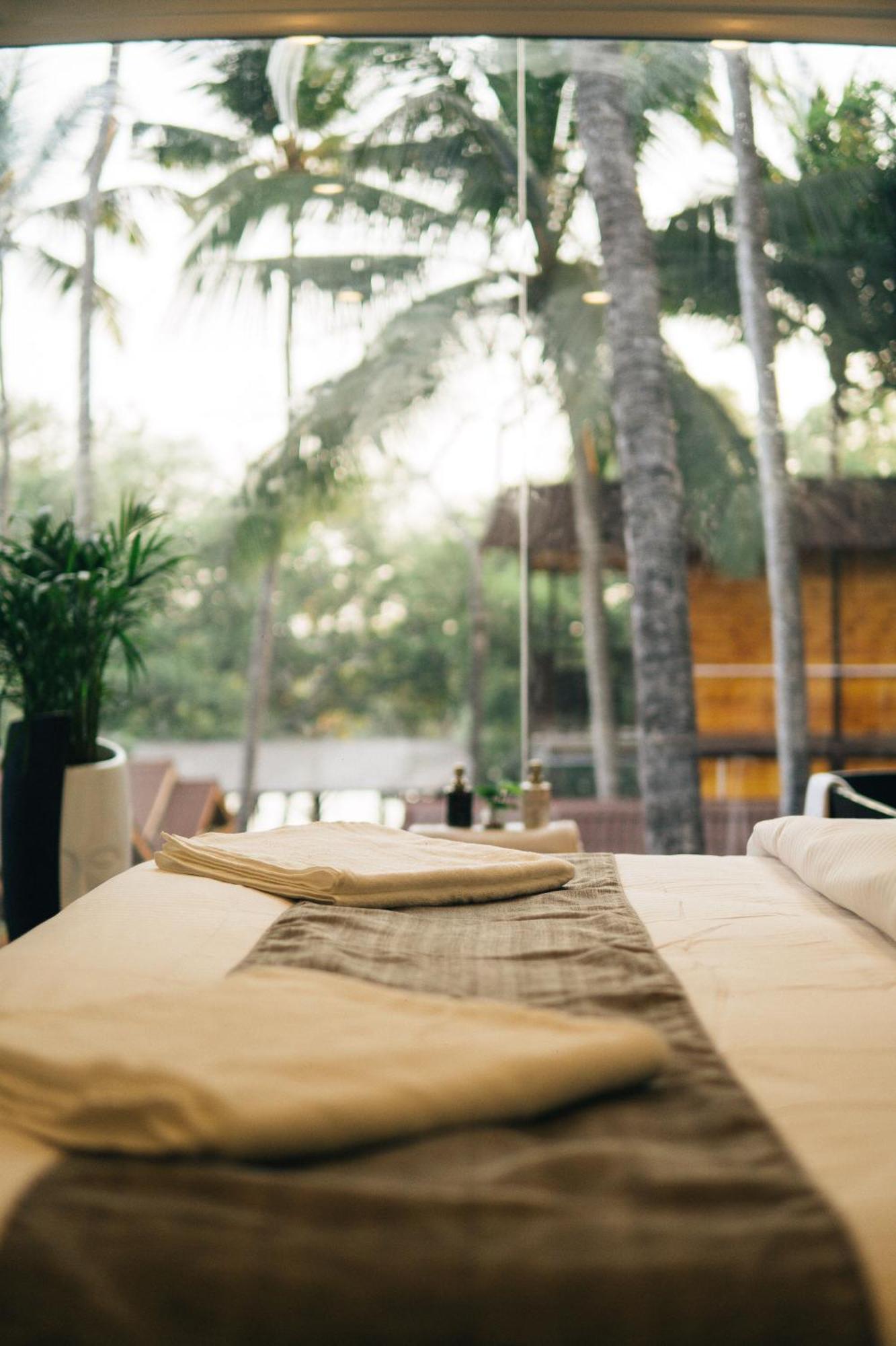 Tranquill Riverside Luxury Cottages With Bathtub, 坎多林 外观 照片