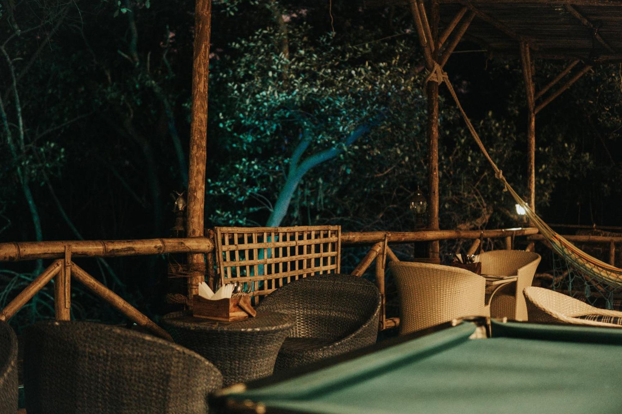 Tranquill Riverside Luxury Cottages With Bathtub, 坎多林 外观 照片