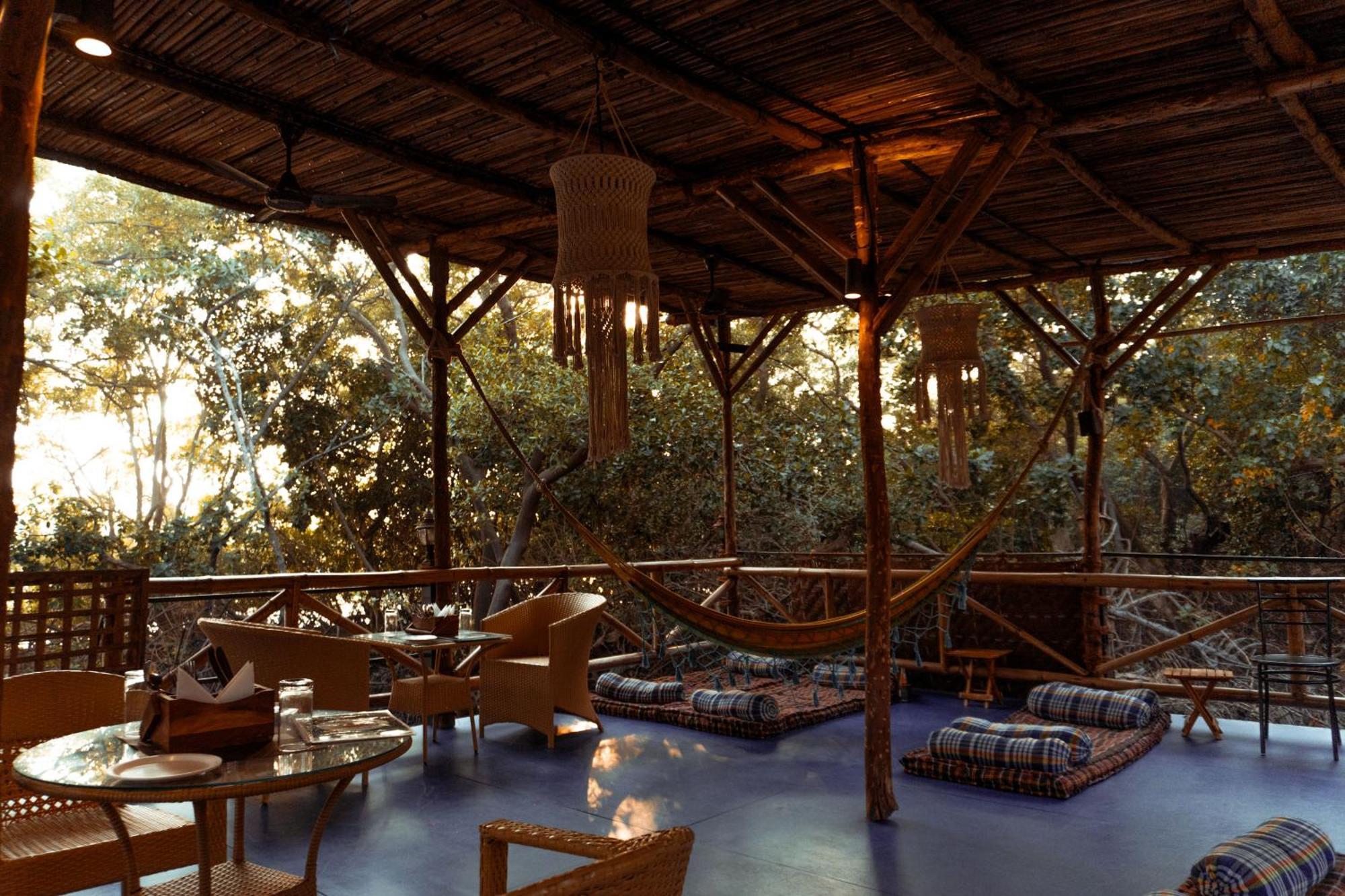 Tranquill Riverside Luxury Cottages With Bathtub, 坎多林 外观 照片
